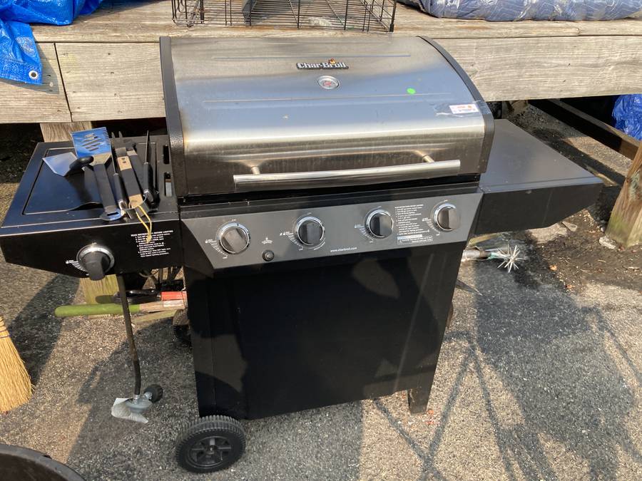 kanal Sandet Få CHAR-BROIL Grill & Accessories Auction | Crowning Touch Auction Gallery
